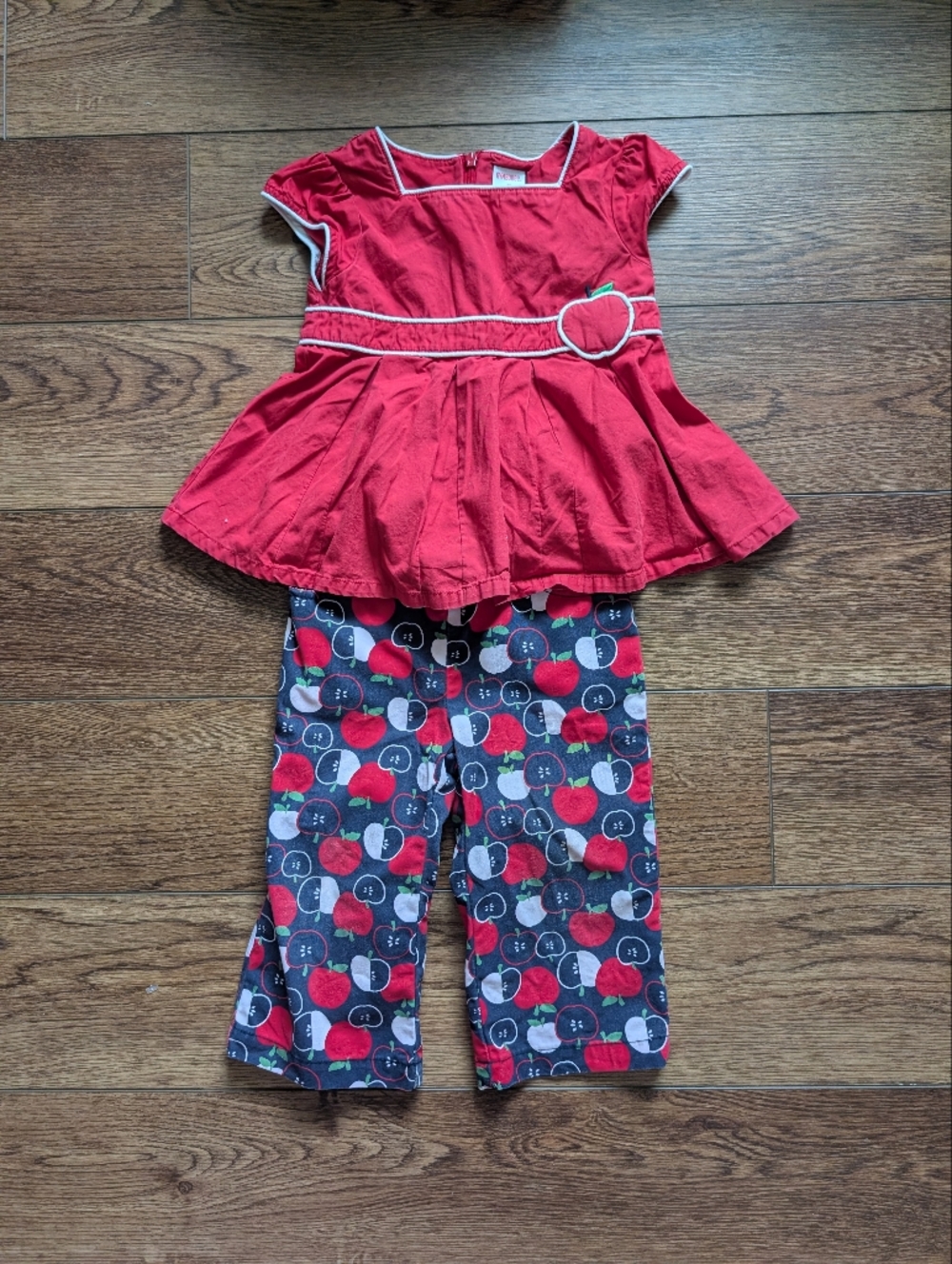 Gymboree Prep School  Red Blouse And Apple Print Pants
